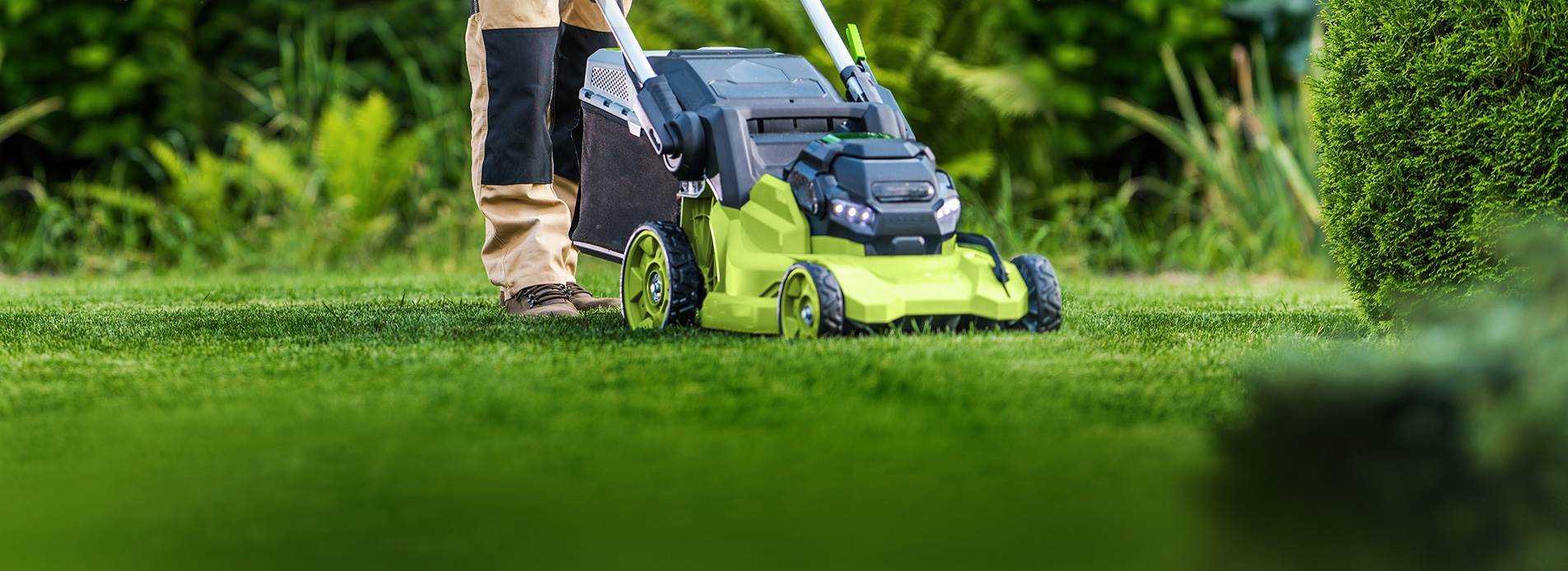 Grass mowing service discount