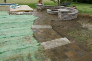 Firepit complements the pool